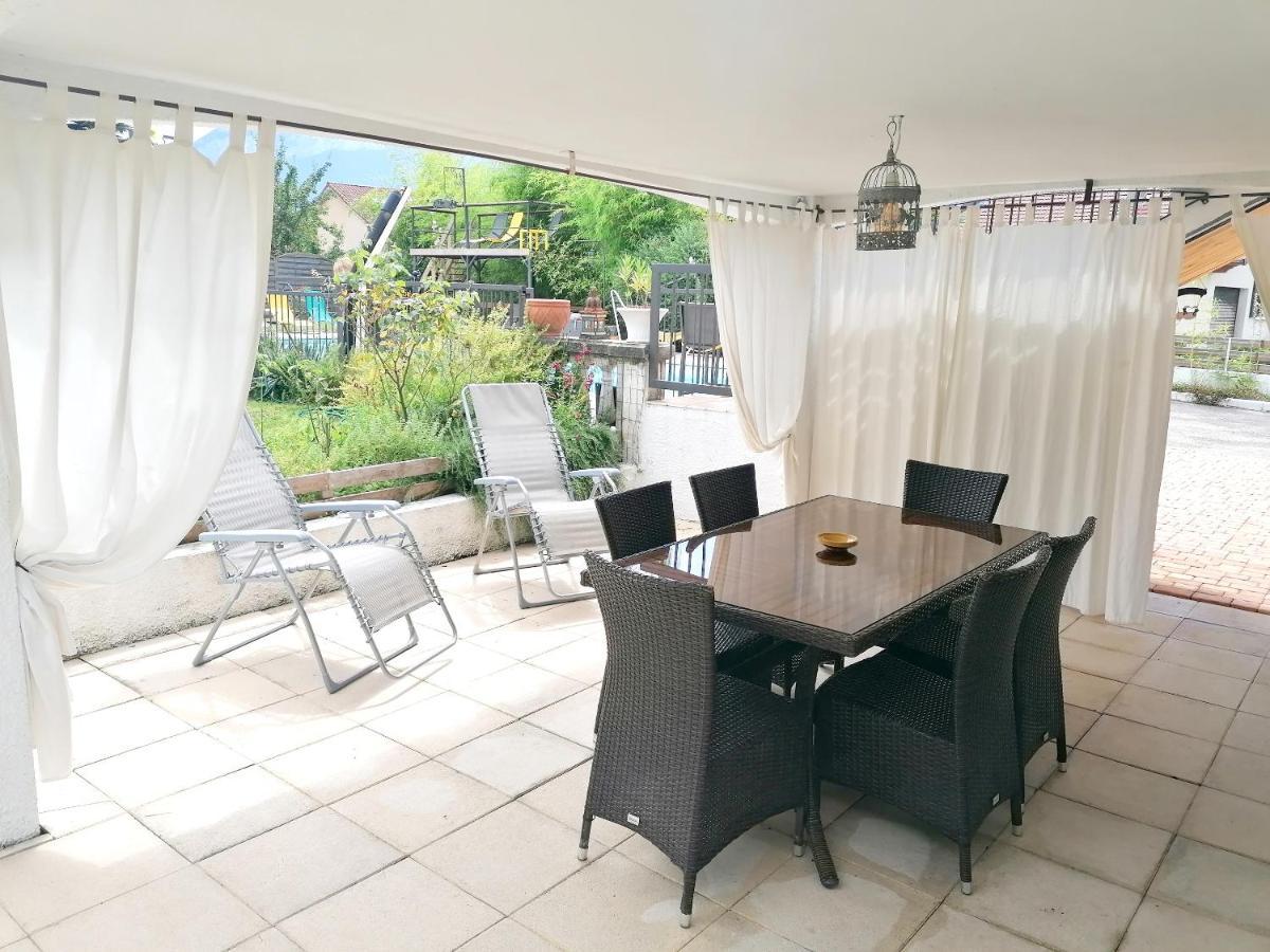 Appartement Lumineux A Voreppe Avec Piscine Dış mekan fotoğraf