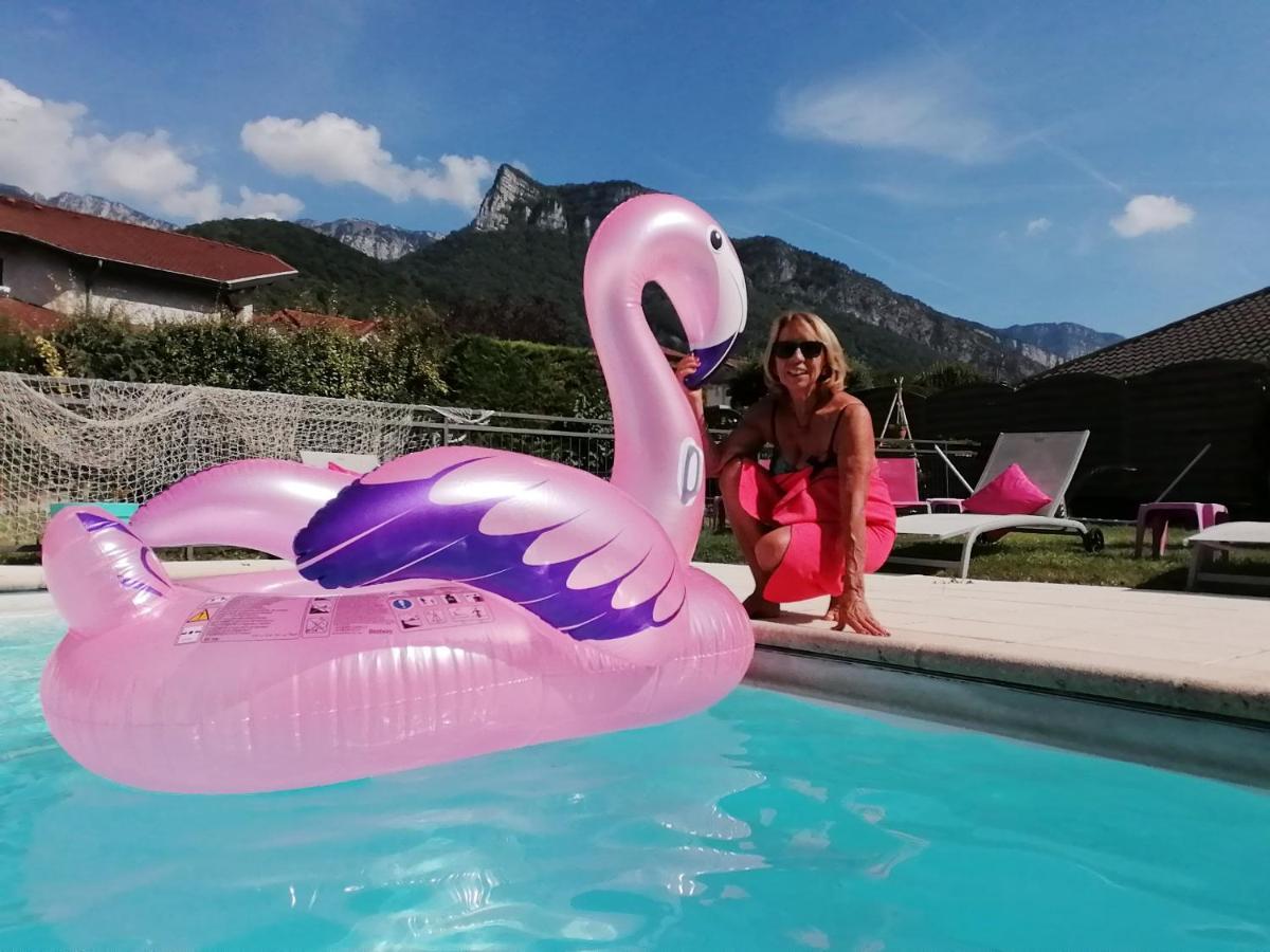 Appartement Lumineux A Voreppe Avec Piscine Dış mekan fotoğraf