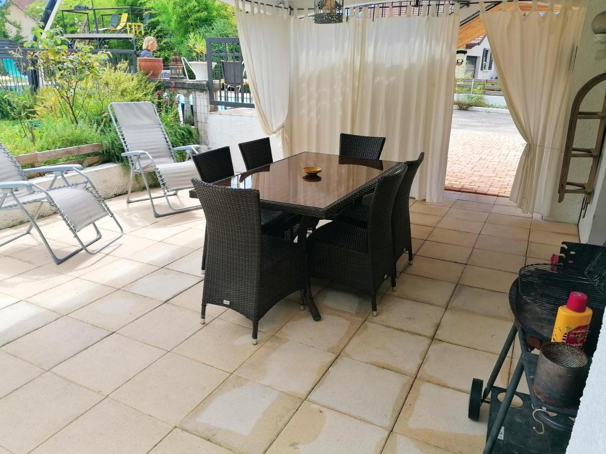 Appartement Lumineux A Voreppe Avec Piscine Dış mekan fotoğraf